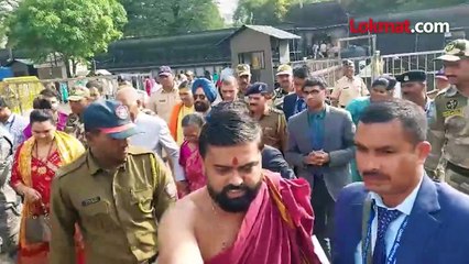 माजी राष्ट्रपती त्र्यंबकेश्वर चरणी लीन