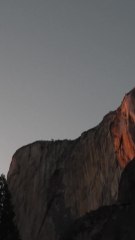 CURATION - Cascade de feu Yosemite