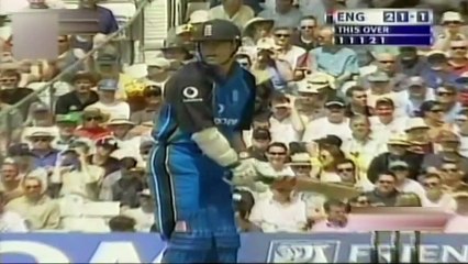 NatWest Series 2001 | England vs Australia, 9th Match at London.