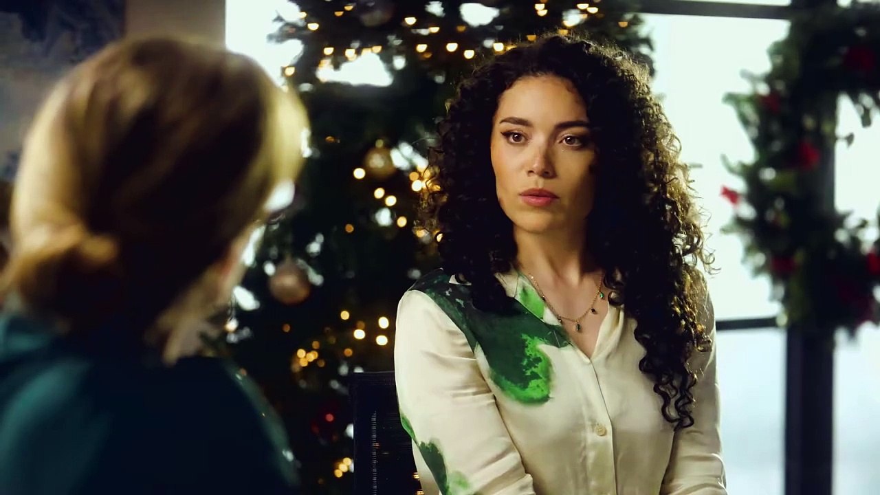 A Merry Royal Christmas Teaser