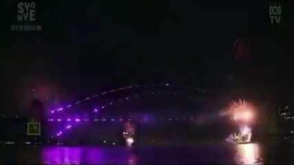 Cinco Radio Oficial - 🎆🌍 ｜｜ Japón, Nueva Zelanda y Australia brillaron al recibir el 2025 con