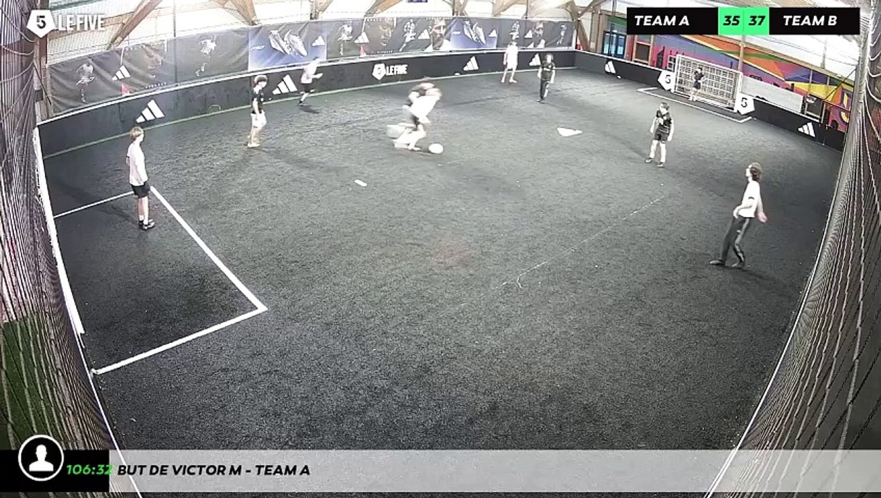 But de Victor M - Team A