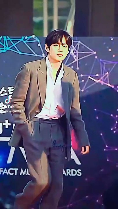 Taehyung editing fire