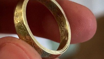 Turning a Saudi Arabian coin into a beautiful ring showcases incredible craftsmanship