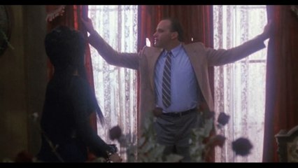 Elvira Mistress of the Dark - sweetheart i touch everything