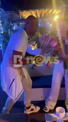 Uelber pede namorada em casamento na Espanha