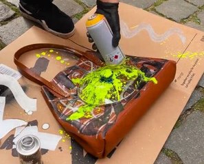 Tag it! Decorating clothes with street art vibes!