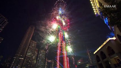 Show de luzes no prédio mais alto do mundo