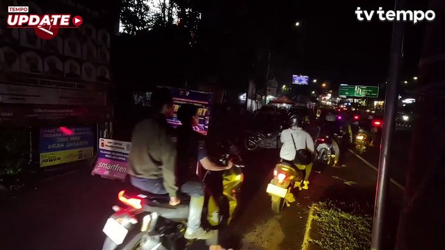 40 Ribu Kendaraan Masuk Ke Puncak Bogor untuk Merayakan Tahun Baru