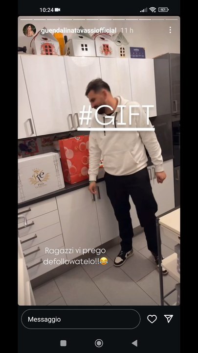 ragazzi vi prego defollewatelo