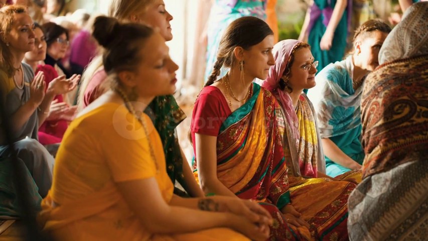International Radha Krishna Bhajan/Devotional Song/(English )