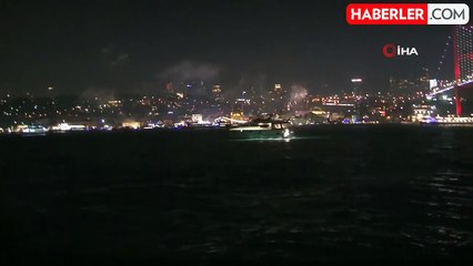 İstanbul'da yeni yıl havai fişeklerle karşılandı