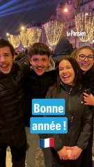 Nouvel An sur les Champs-Elysées : la bonne année en plusieurs langues