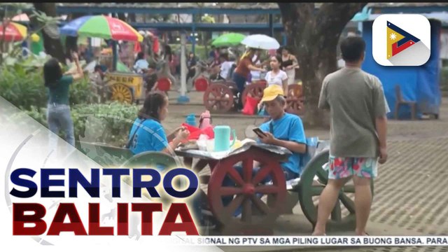 Ilang pamilya, maagang namasyal sa Quezon Memorial Circle