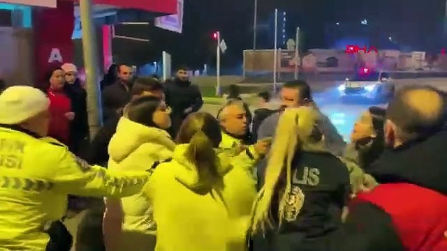 Önce kaza, sonra kavga... Ortalık savaş alanına döndü: 11 gözaltı var