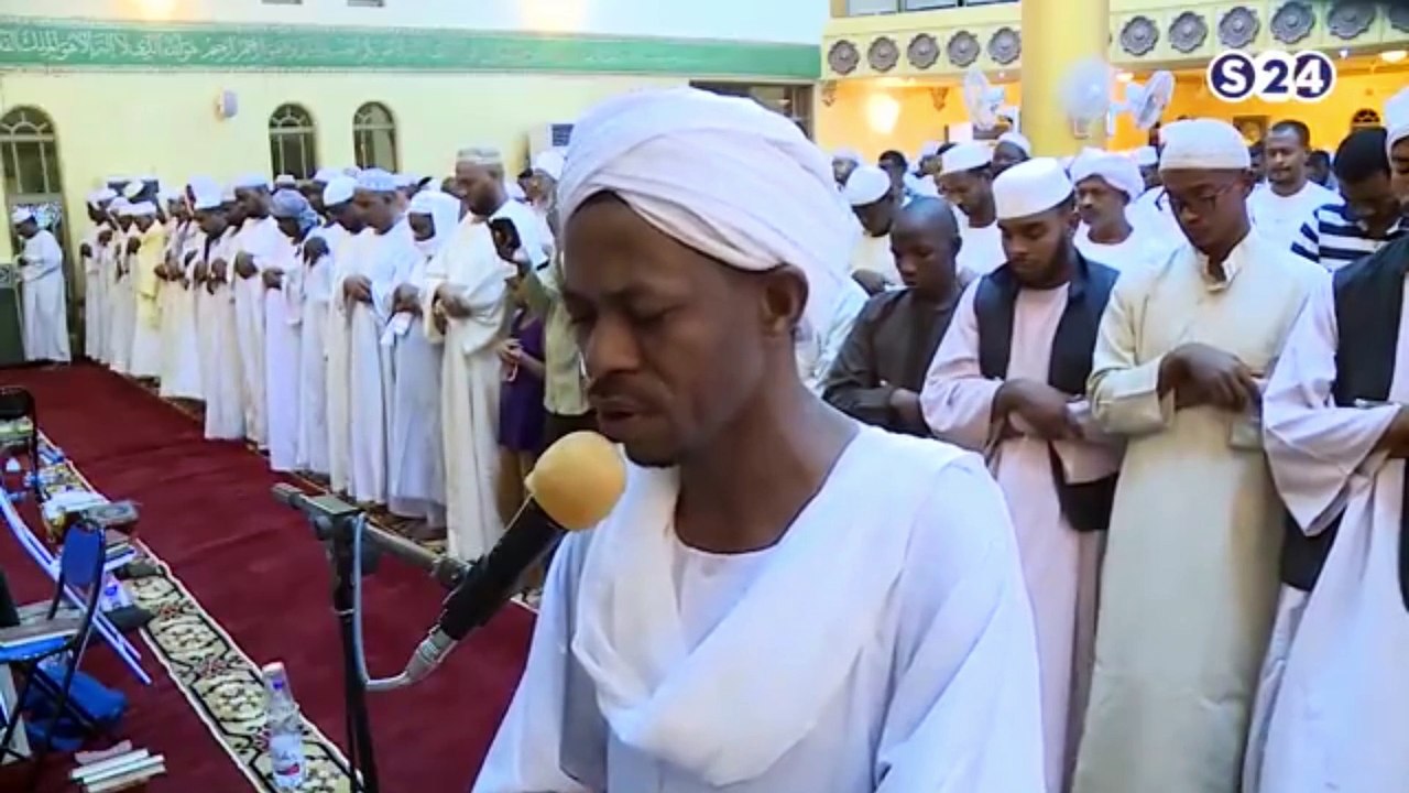 كَمَثَلِ الشَّيْطَانِ إِذْ قَالَ لِلإنْسَانِ اكْفُرْ