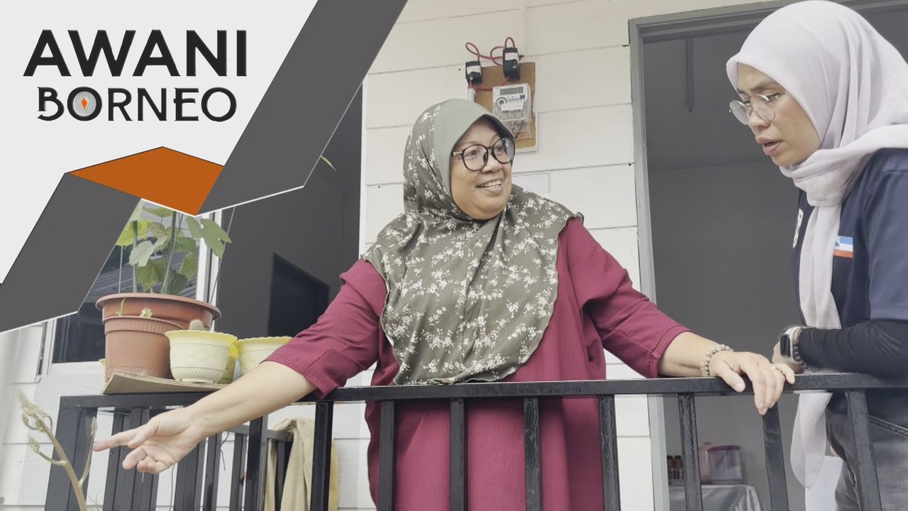 Ibu tunggal 11 orang cucu terima rumah baharu
