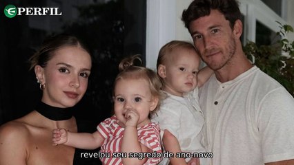 "Rituais de Ano Novo: da influenciadora sem calcinha aos RGs para pets - Descubra tudo!"