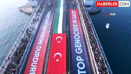 Balıkçılar Galata Köprüsü'nde Gazze'ye Destek Yürüyüşüne Katıldı