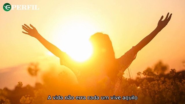 Terapeuta vibracional revela segredos de saúde: corrida, casamento e alimentos contra constipação!