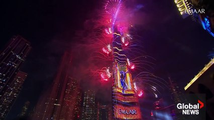 **New Year's 2025_ Dubai puts on stunning fireworks show at the Burj Khalifa | Spectacular Celebration in 4K**
