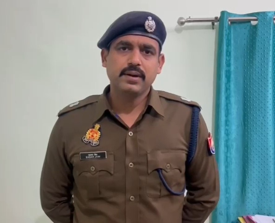 नए साल पर हुड़दंग मचा रहे युवकों पर FIR