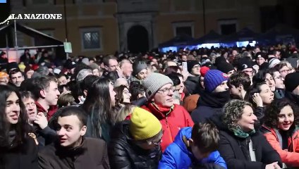 Capodanno 2025 a Pisa, notte magica con Elio e le Storie Tese