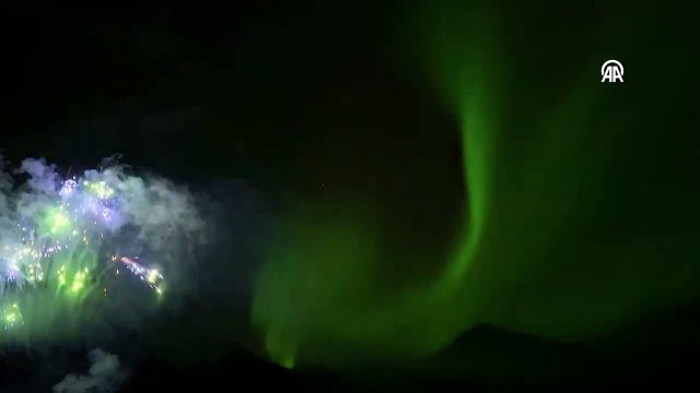 Alaska yeni yıla kuzey ışıkları ile girdi
