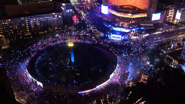 Nouvel An : des feux d'artifice à travers le monde pour célébrer 2025