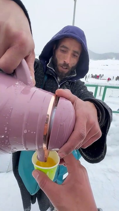 Khana🥘 hotel rehna sab free😍 kashmir में ab🥹 _trend _supporthumanity _trending _viral _viraltrend(720P_60FPS)