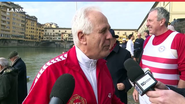 Capodanno a Firenze, il tuffo in Arno di Giani