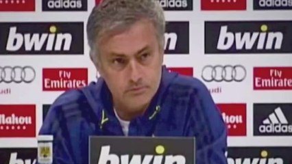 El día que un periodista intentó humillar a Mourinho justo antes de irse del Madrid: tembló la sala con la réplica
