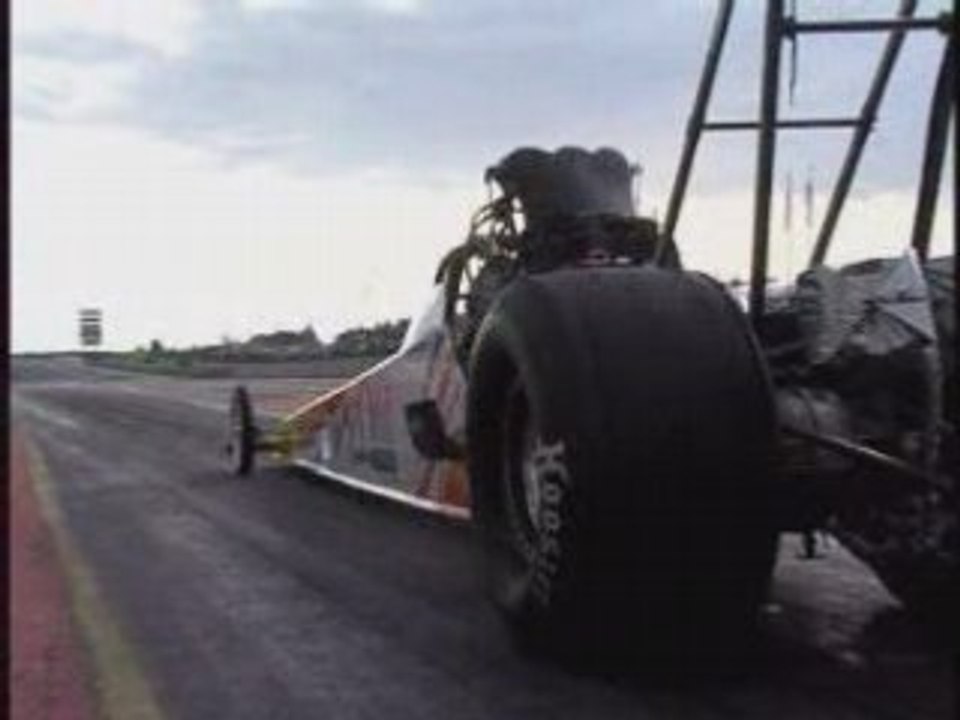 Pixeleye-dragster2-mantorp2004