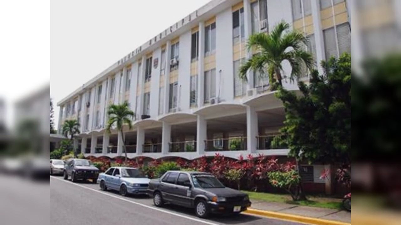 Alcaldía de Santiago pide renovar franja de transporte público urbano