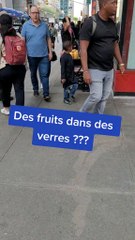 Des fruits dans des verres aux US