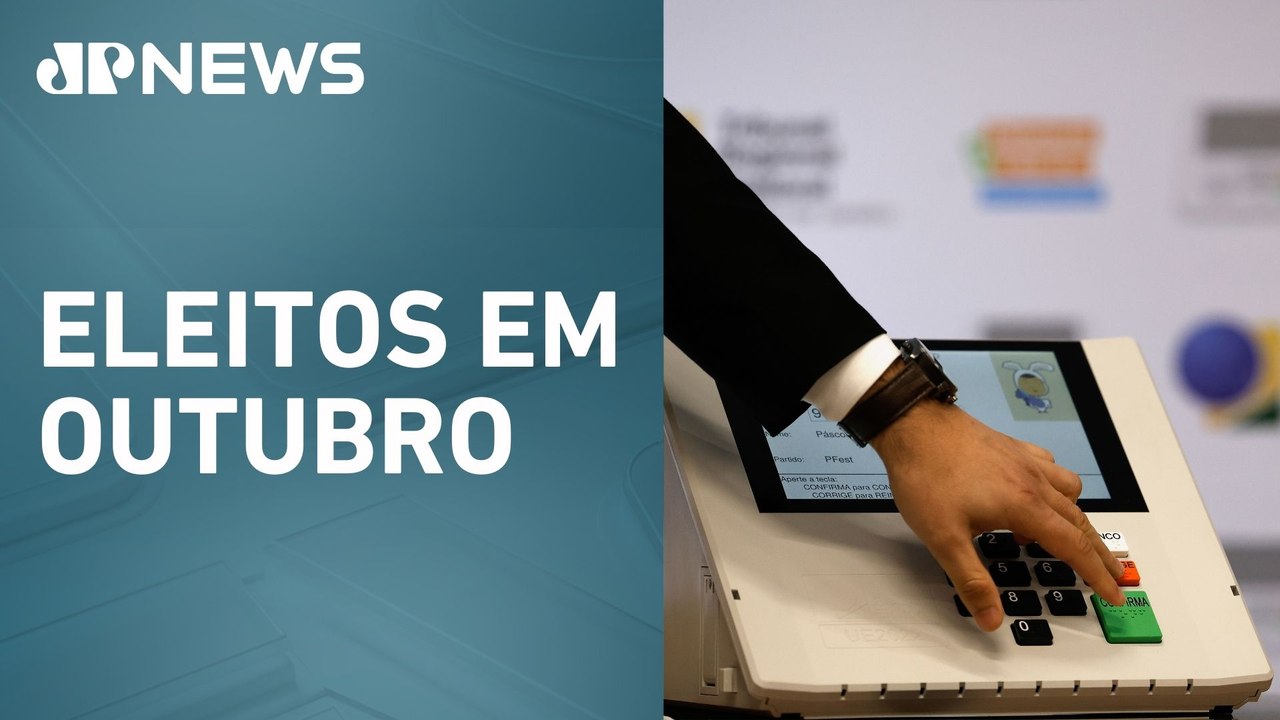 Prefeitos e vereadores tomam posse de cargos municipais