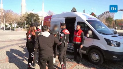 Türkiye genelinde "KALKAN-37" operasyonları; 42 göçmen kaçakçısı yakalandı!