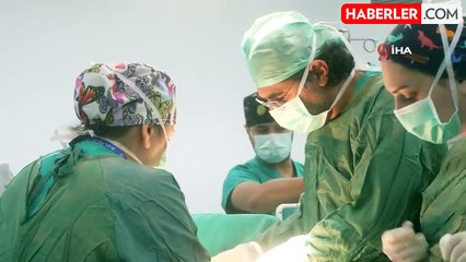 Midesi 10 Kattan Fazla Büyüyen Adam Ameliyatla Sağlığına Kavuştu