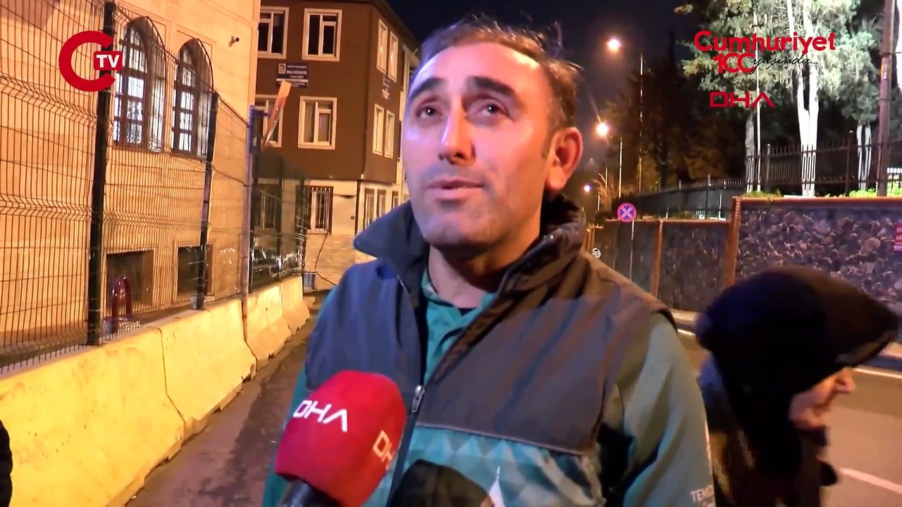 Temizlik görevlisinin bulduğu altın dolu çanta sahibine ulaştı