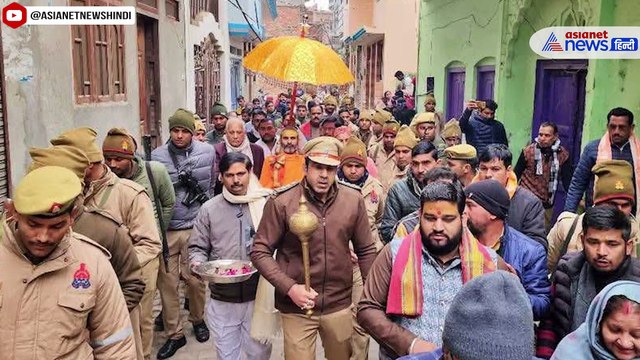Sambhal CO Anuj Chaudhary : बर्क के घर के सामने हनुमान बने अनुज चौधरी, गदा वाला अवतार हो रहा वायरल