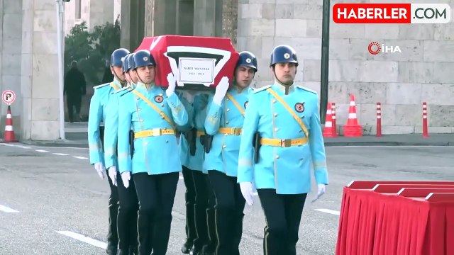 Eski Bakan Nahit Menteşe İçin Meclis'te Cenaze Töreni Düzenlendi