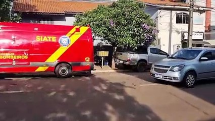 Peugeot e S10 ficam destruídos em forte colisão no Centro