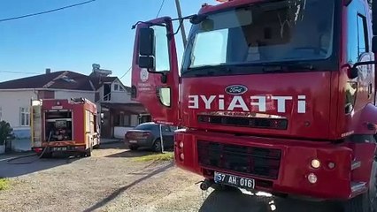İki katlı binada yangın çıktı