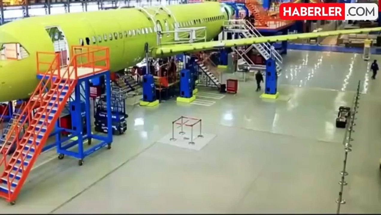 Çin'in Yerli üretim yolcu uçağı C919, ilk yurt dışı seferini yaptı