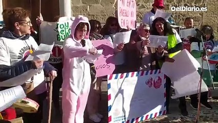 De titu puede ser Villancico contra las macrogranjas: "Page, Page, Page, qué contento está"