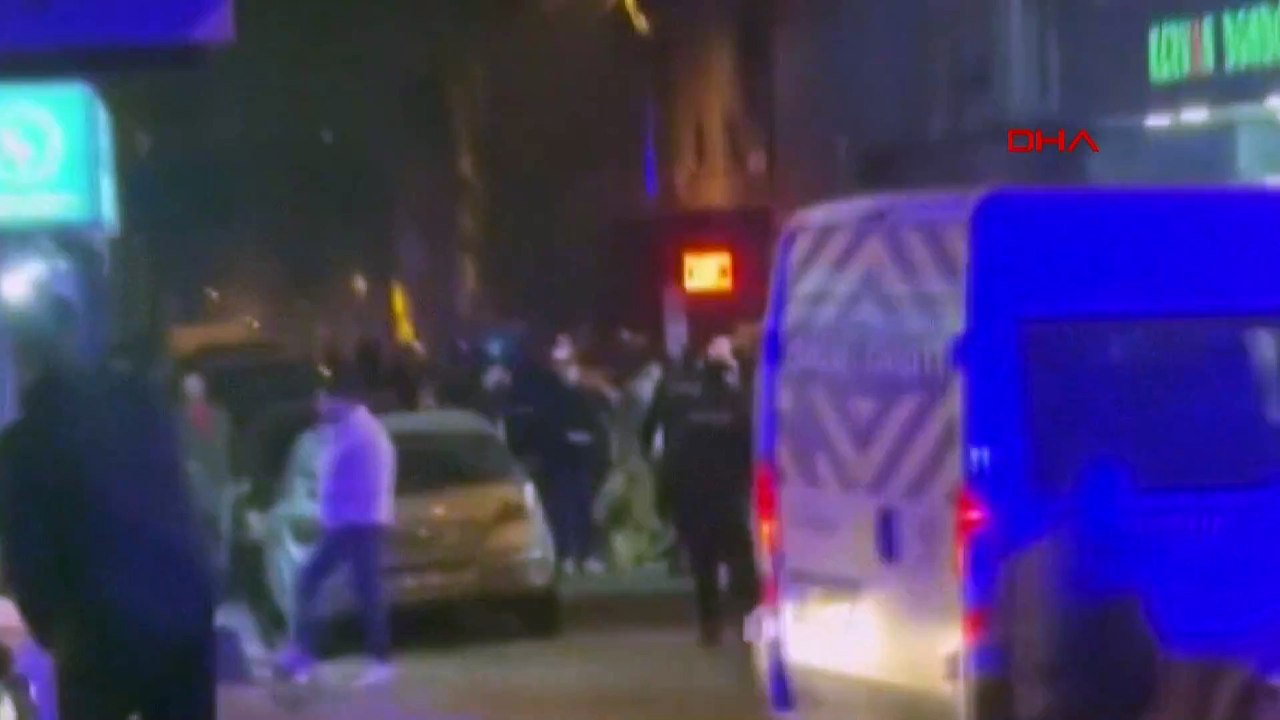 İstanbul Küçükçekmece'de çay ocağına bombalı saldırı | Video Haber