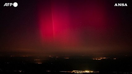 La magia dell'aurora boreale tocca anche la Francia meridionale
