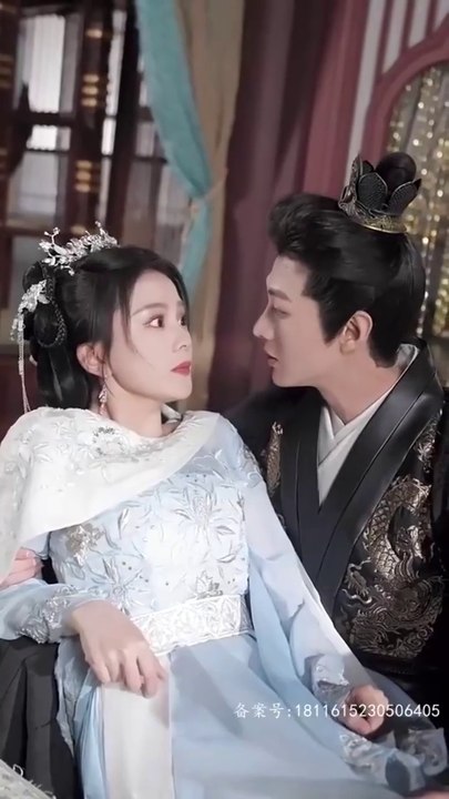 [eng sub] transported back into the past to marry the prince  【落花时节又逢君】 part 1