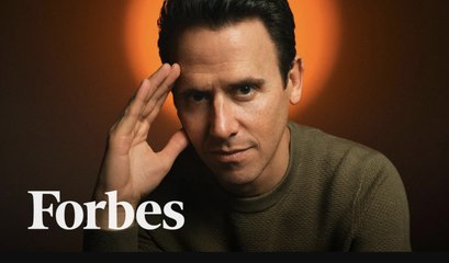 How Oz Pearlman, The NFL’s Favorite Mentalist, Is Raising His Game