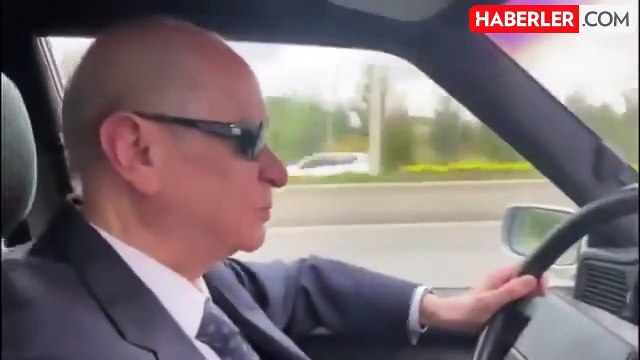 İşte Ferdi Tayfur'un, Bahçeli için yazdığı şarkı: Bu bana yeter